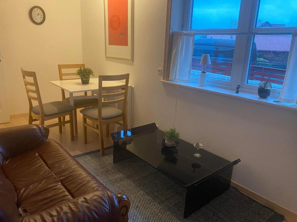Appartement Comfy In The Center à Tórshavn Extérieur photo